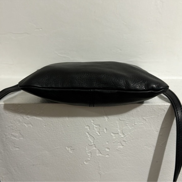 Margot black leather split pocket crossbody bag - Picture 6 of 14